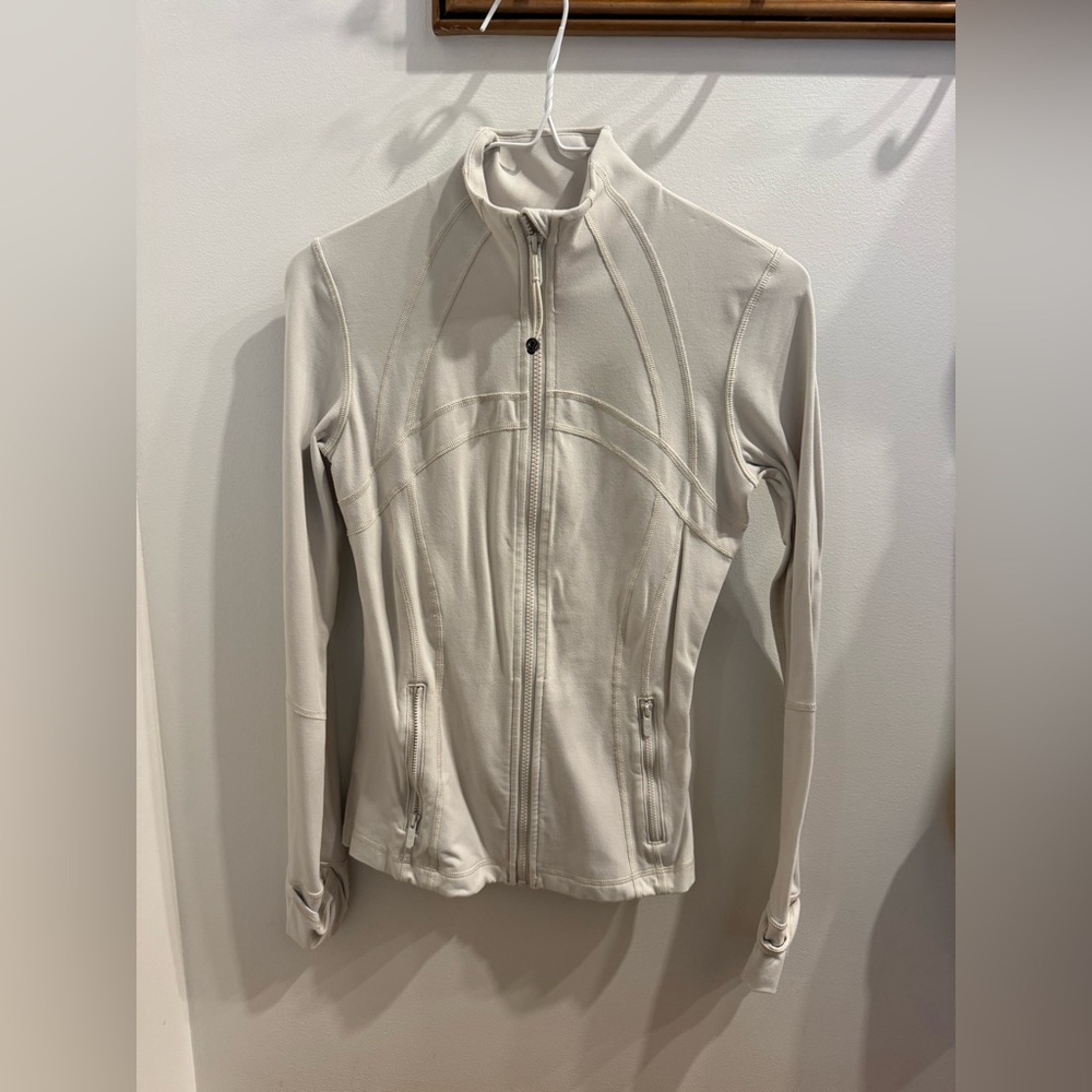 Lululemon Athletica Bone Define Jacket Size 6